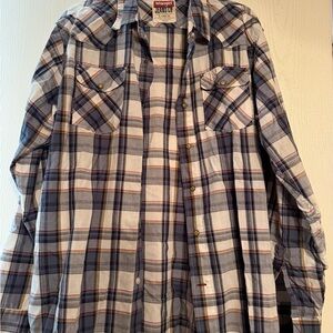 Wrangler Men's Navy and White Plaid Button Down Shirt